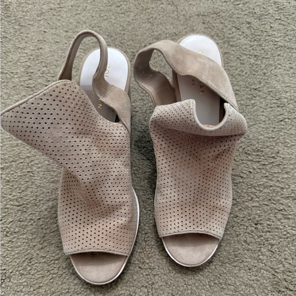 Women’s Cole Haan Callista Perforated Slingback Sandal Size 6